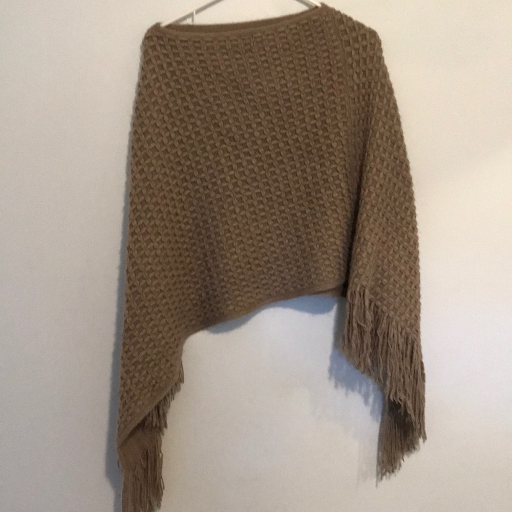 Brown woven poncho with fringe